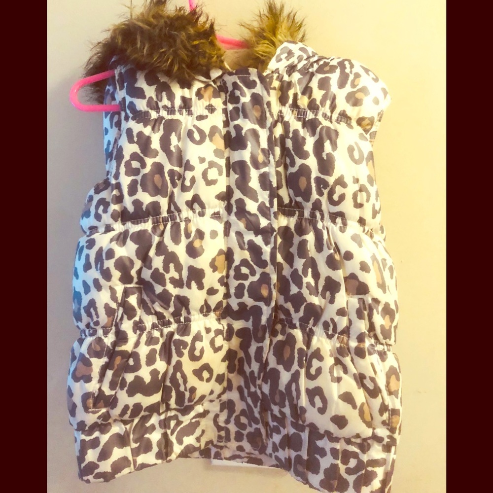 Leopard print vest